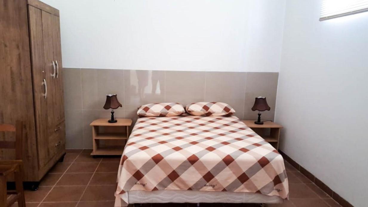 City Lodge Apart Санта-Крус-де-ла-Сьєрра Екстер'єр фото